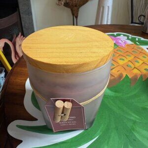 Vintage Pier 1 Imports 10.5 oz Glass Candle Island Orchard Scent